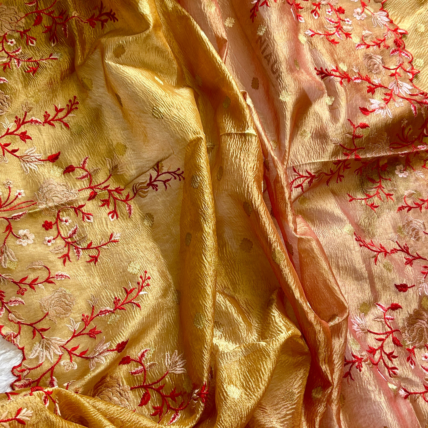 Golden Glory Banarasi Crush Tissue Floral Saree