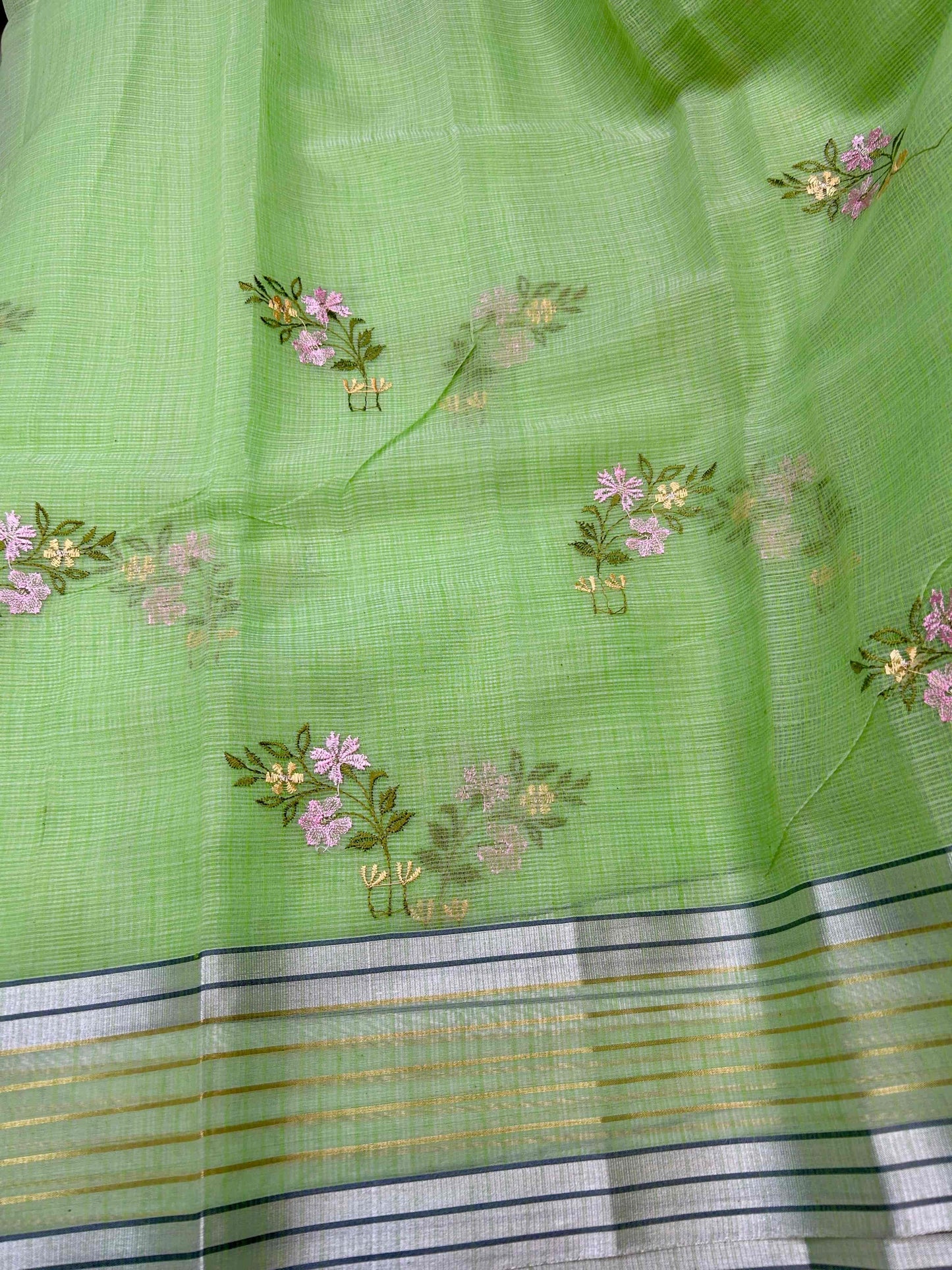 Green with embriodry kota katan banarasi saree Niaura