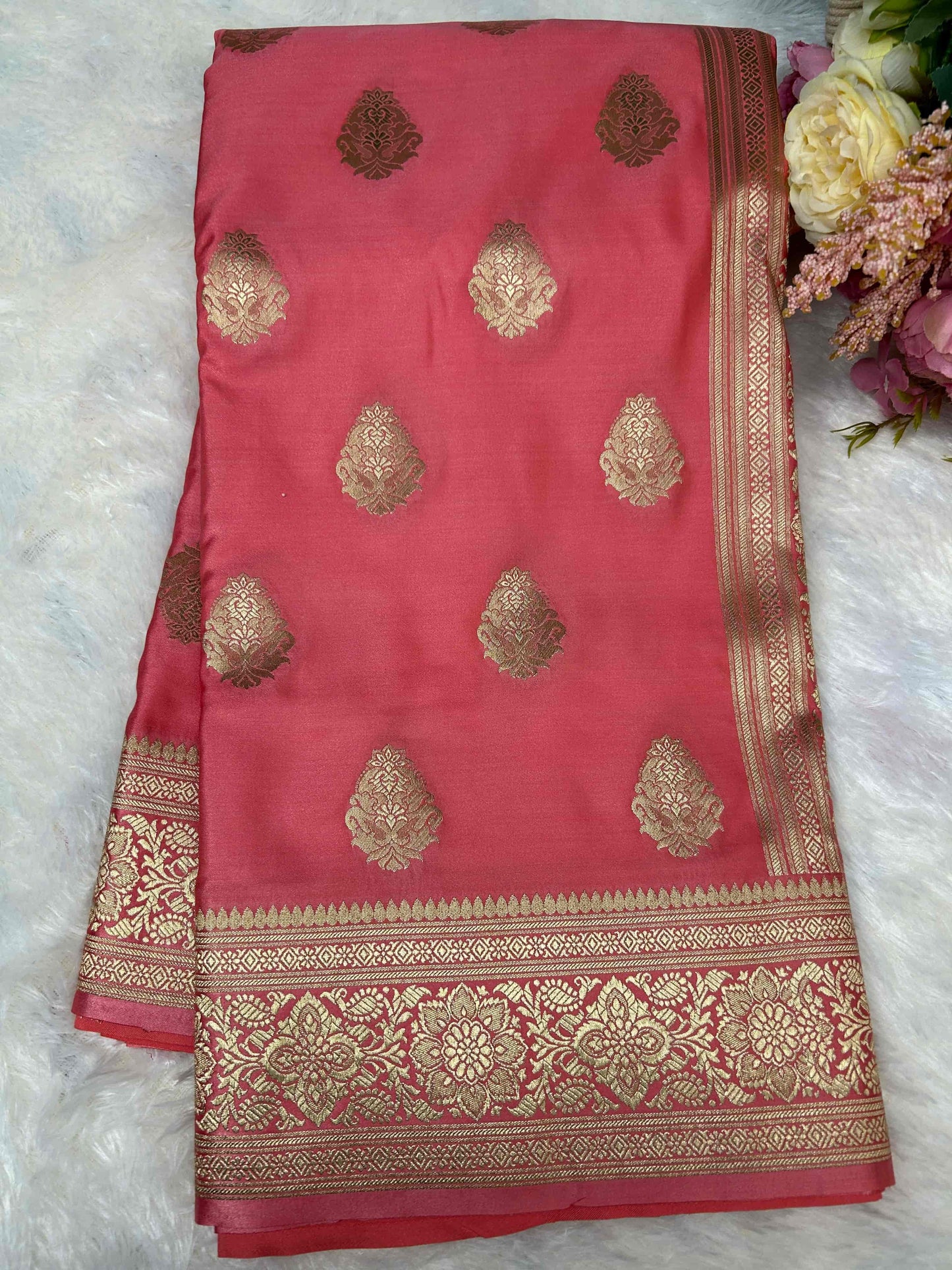 Pink with gold butta katan banarasi silk saree Niaura