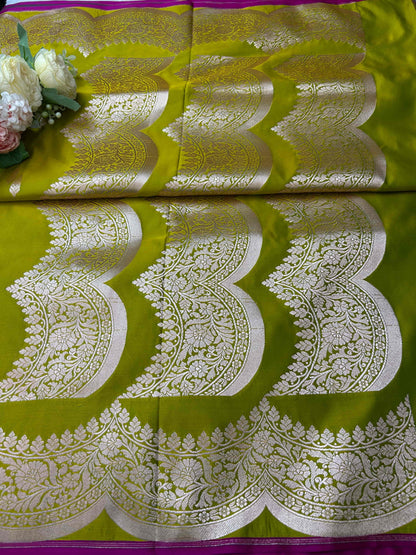 Green scallop boarder silver katan banarasi silk saree Niaura