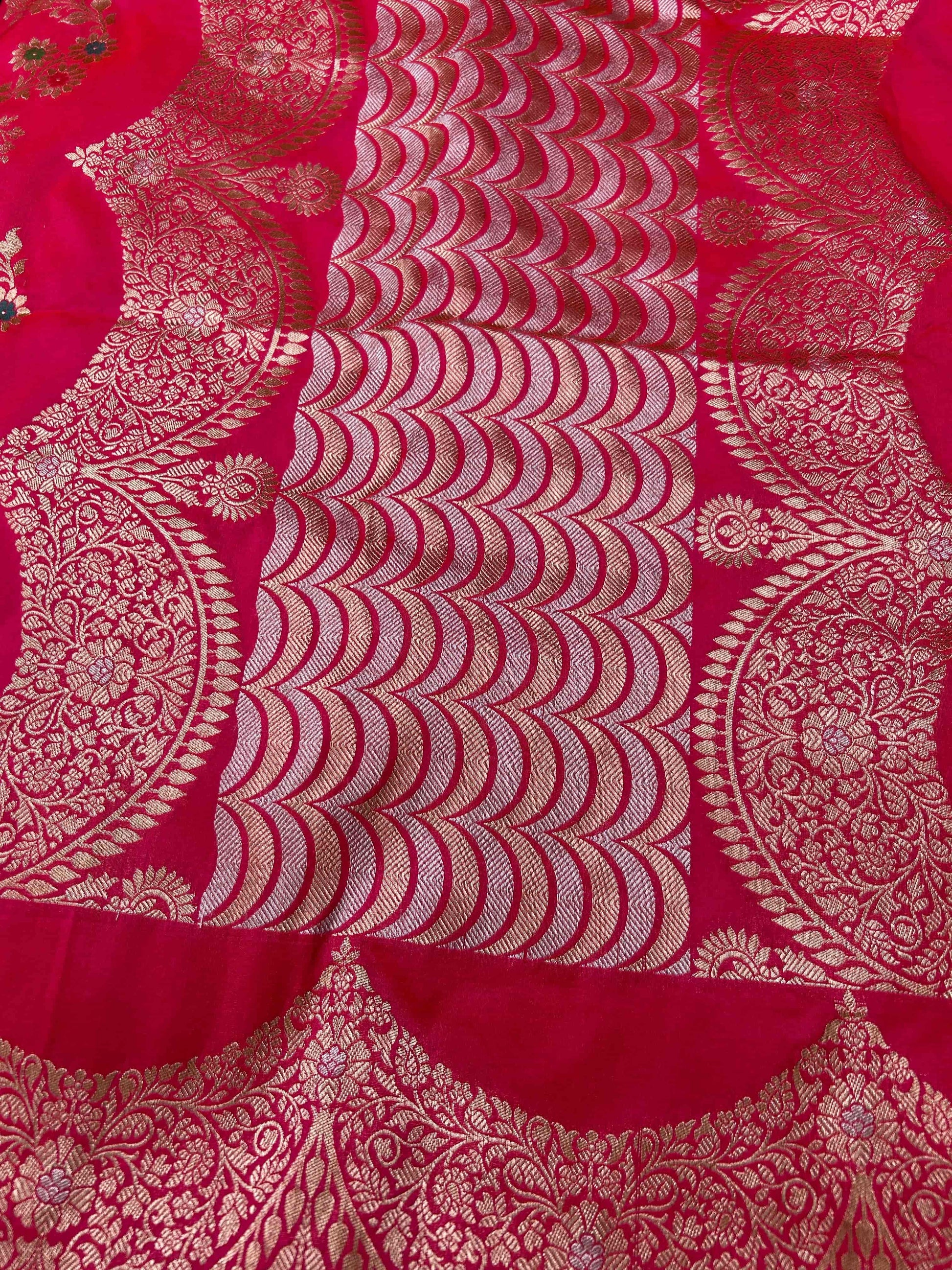 Pink scallop boarder meenakari katan banarasi silk saree Niaura