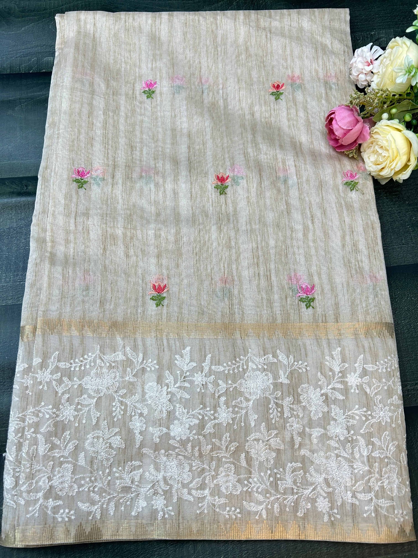 Cream threadwork tusser banarasi silk saree Niaura