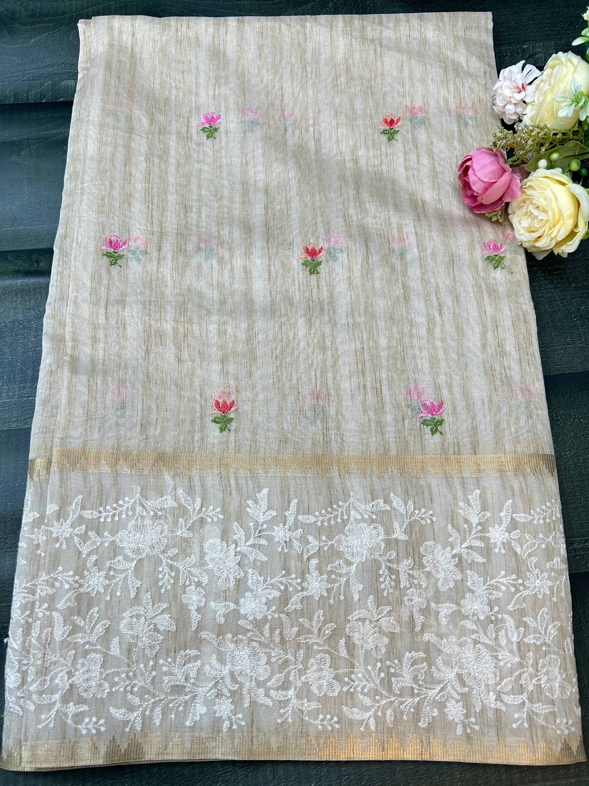 Cream threadwork tusser banarasi silk saree Niaura