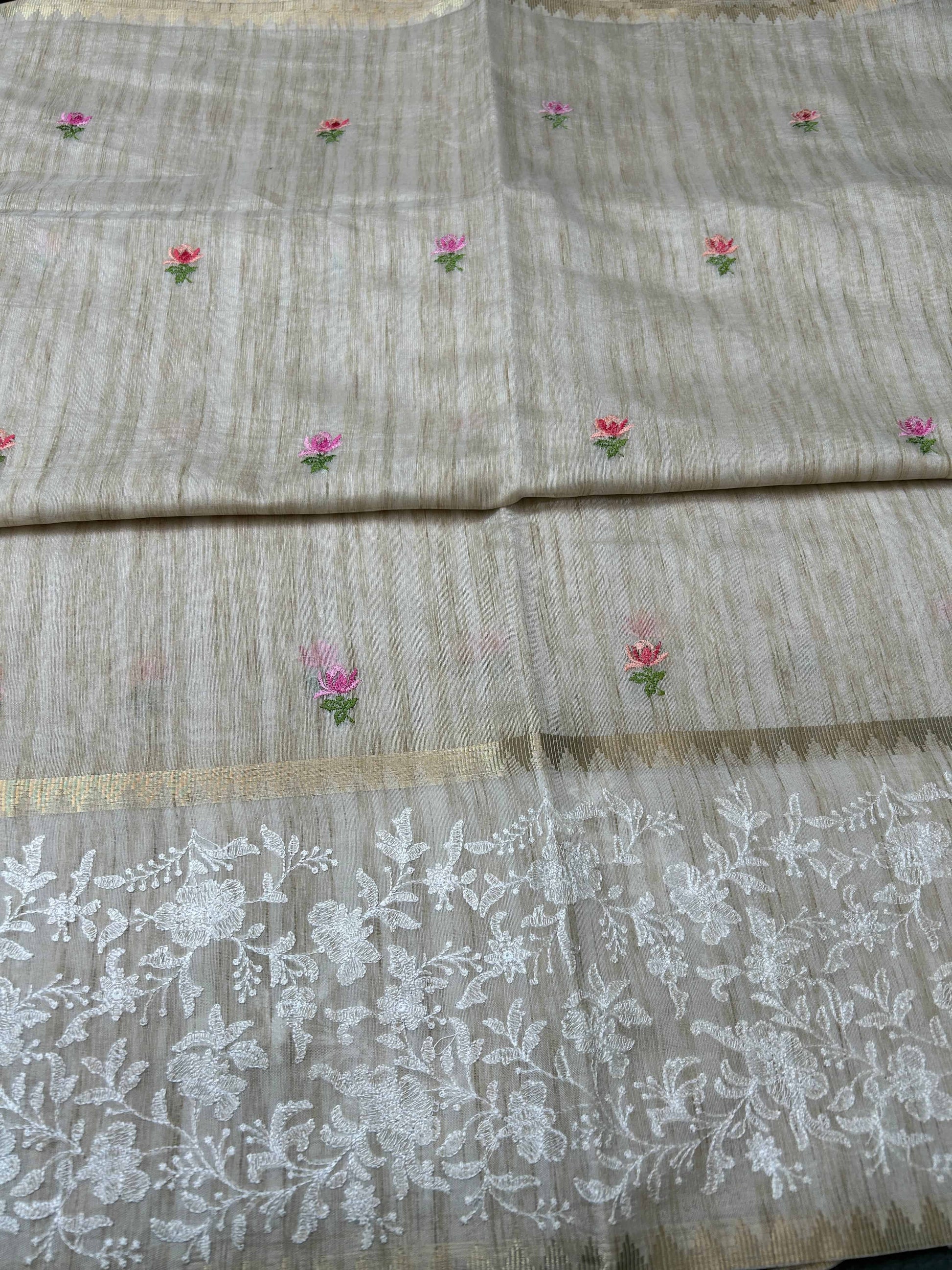 Cream threadwork tusser banarasi silk saree Niaura