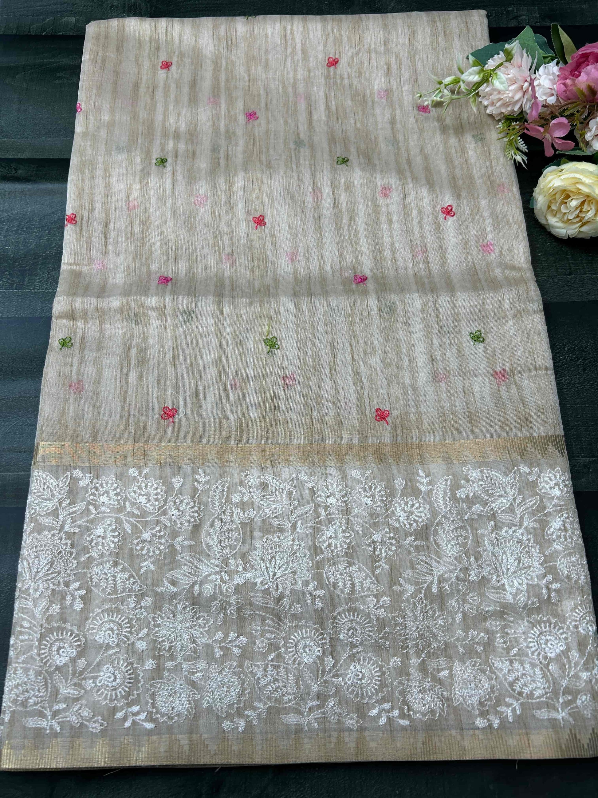 Cream threadwork tusser banarasi silk saree Niaura