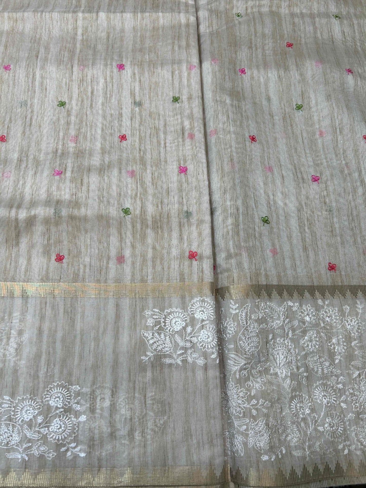 Cream threadwork tusser banarasi silk saree Niaura