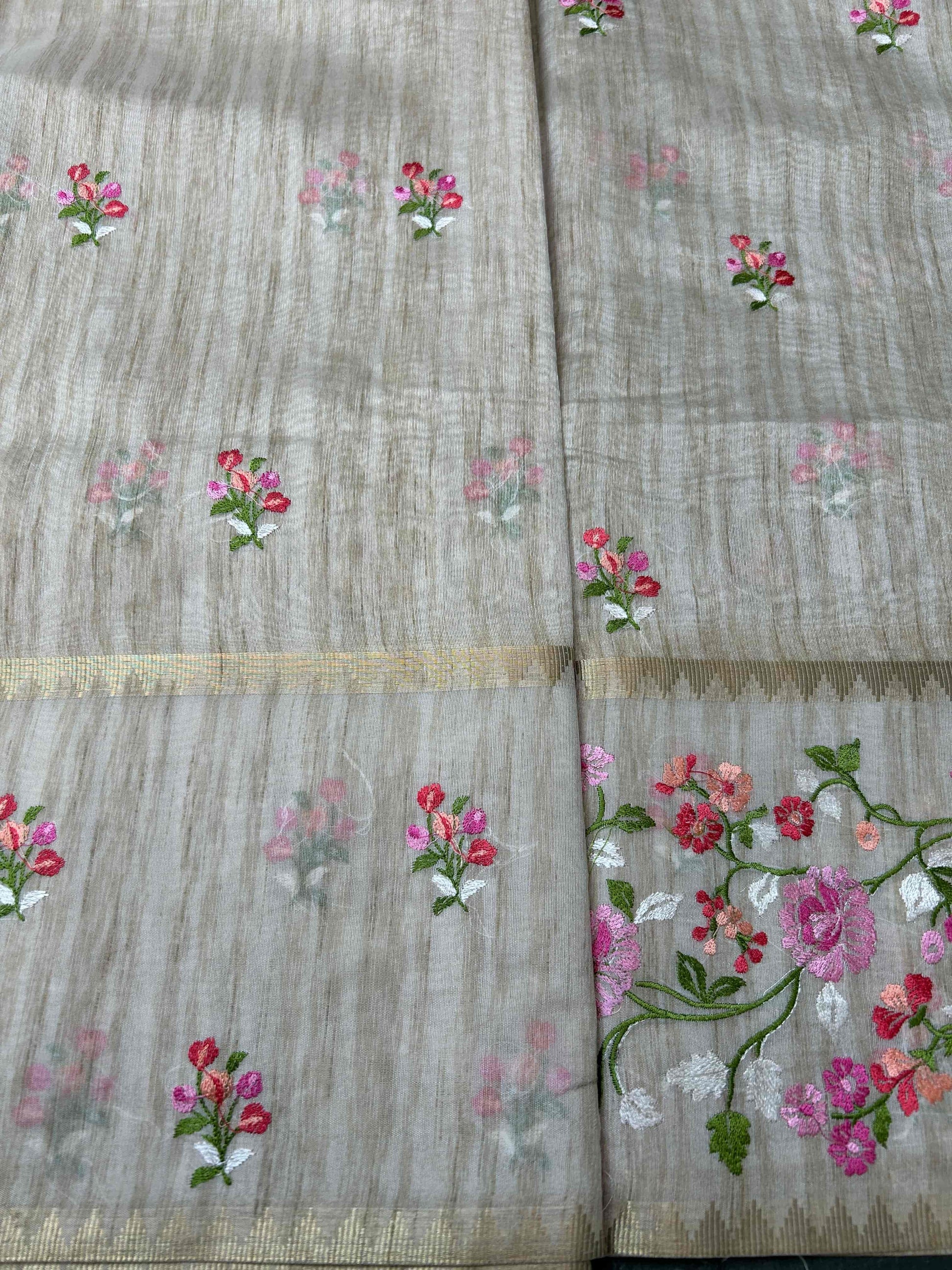 Cream threadwork tusser banarasi silk saree Niaura
