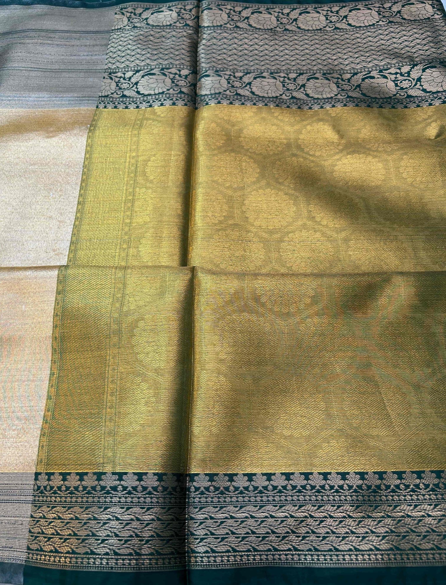 Gold tissue with green boarder banarasi silk saree Niaura