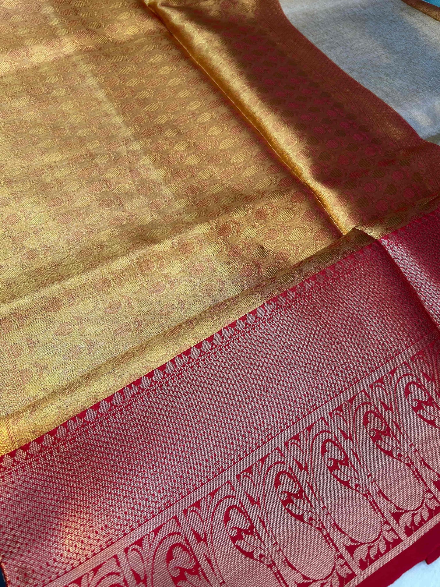 Gold tissue with red boarder banarasi silk saree Niaura