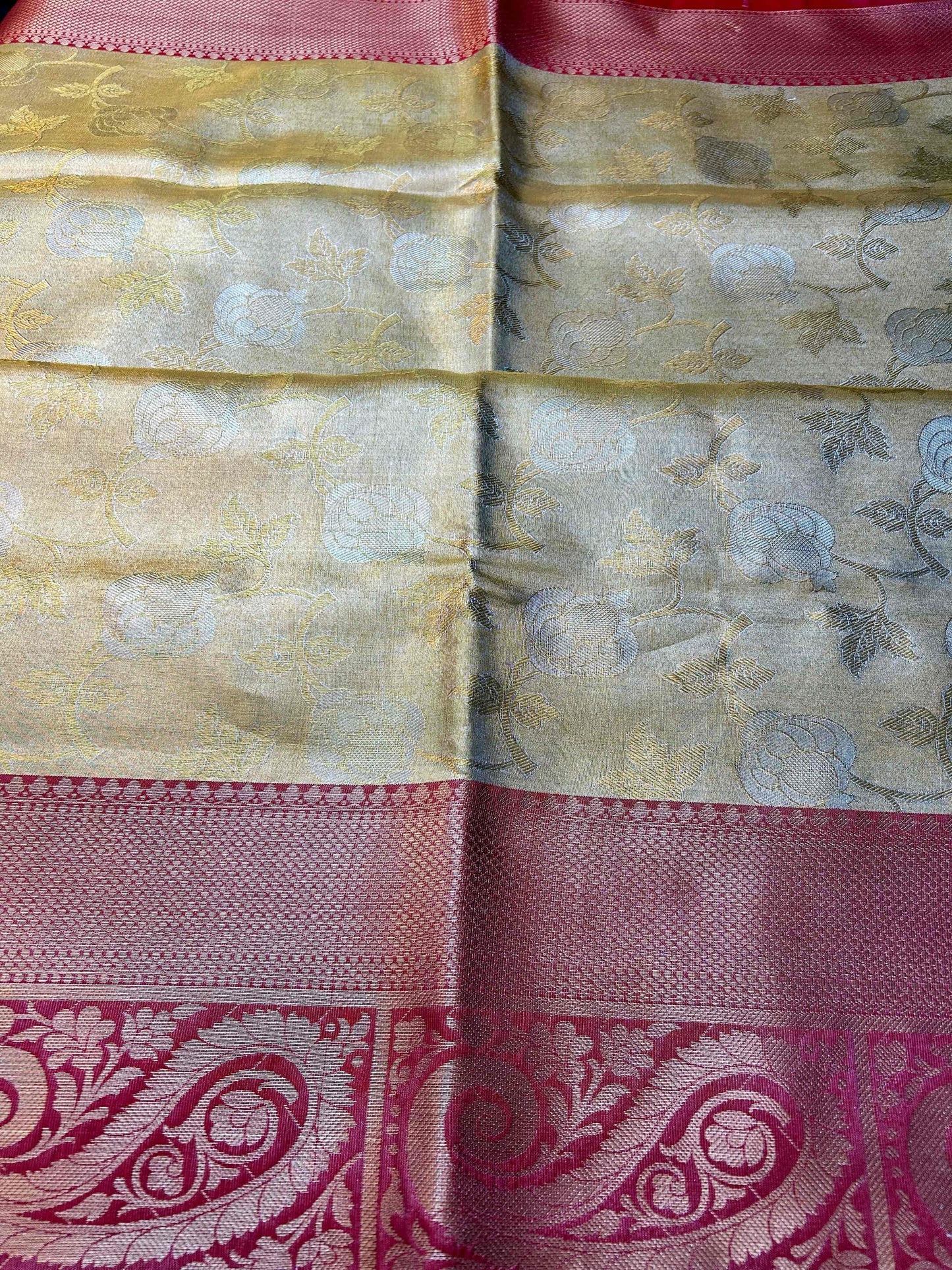 Gold tissue with red boarder banarasi silk saree Niaura